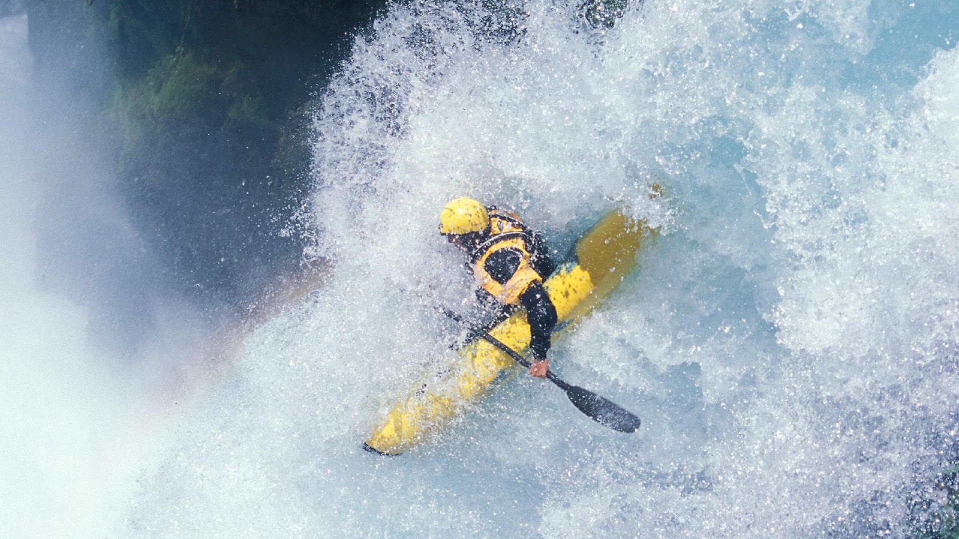 跨界之光，当张继科精神照耀绿茵场