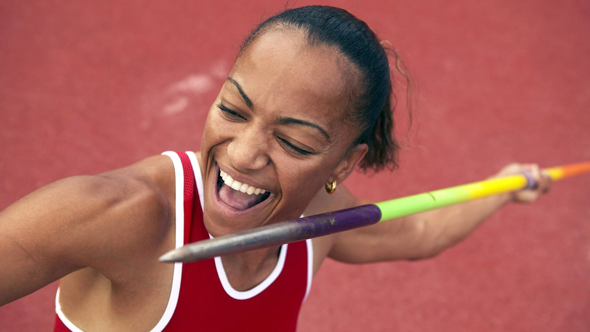 唯一定律，哈利伯顿用存在感拉满的魔法，让鹈鹕成为决胜局里最冷静的赌桌庄家