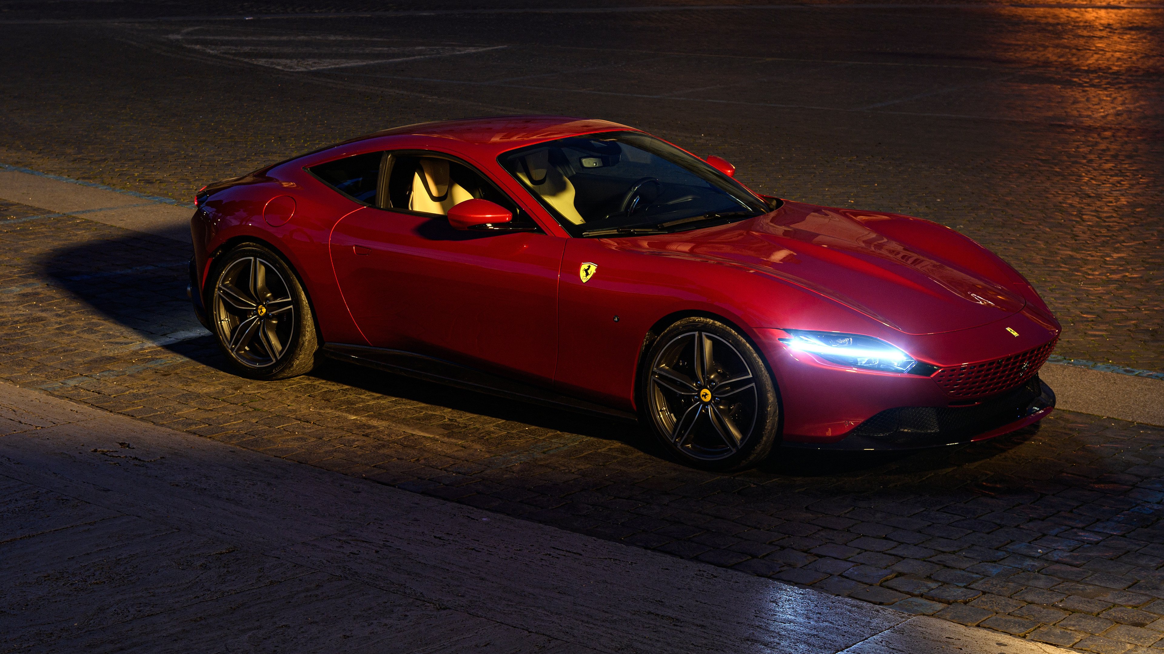 爱游戏2026-大场面先生，格纳布里在欧冠之夜再度证明自己，照亮安联球场