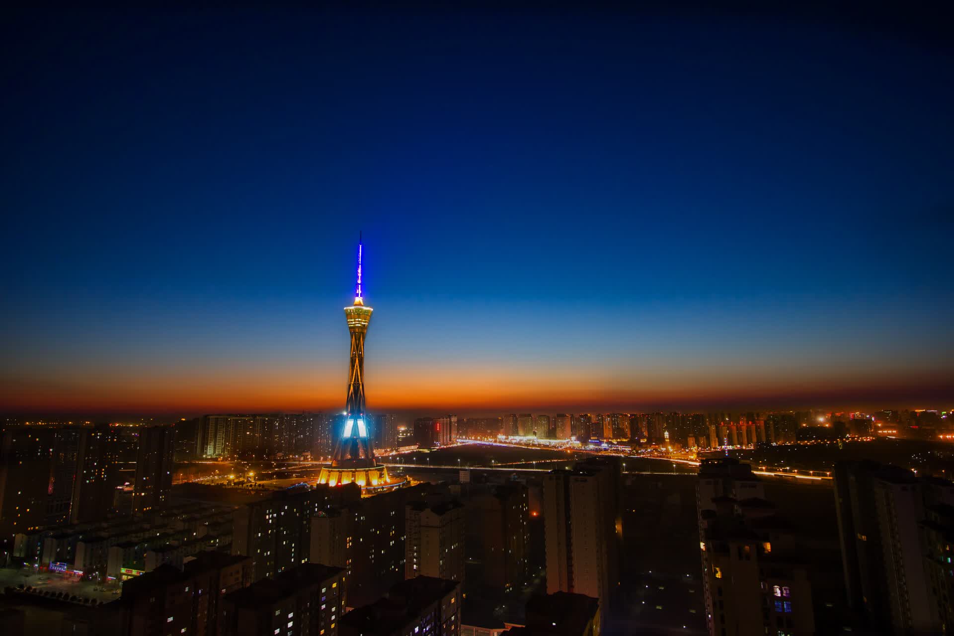 爱游戏tv-蓝衣军团的铁蹄与天蓝旋风，世界杯头名之争，意大利如何用攻守转换碾碎捷克，努涅斯一剑封喉